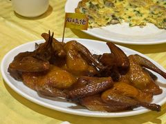 招牌烤乳鸽-石岐佬中山菜馆(张溪店)