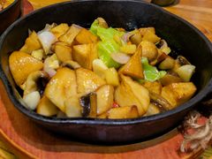 炒菌-云海肴·汽锅鸡·云南代表菜(天津国金汇店)