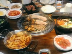 -·缸桶屋·韩式牛肋条自助烤肉(西湖D11店)