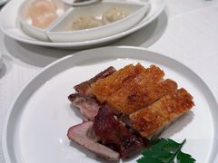 金牌化皮乳猪-金悦轩海鲜酒家(拱北店)