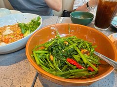 -Kub Kao Kub Pla (Terminal21)