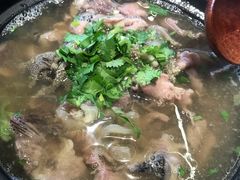跷脚牛肉-谢老五跷脚牛肉·非遗传承店