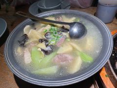 -蜜桃餐厅·伴山(湖滨商业街店)