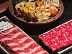 -三出山火锅(南京万象天地店)