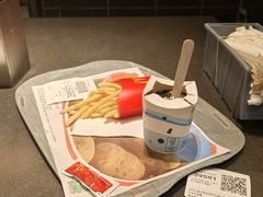 -麦当劳(中山公园龙之梦店)