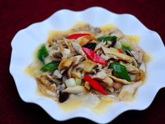 三菇烩土鸡-三色堇(小通巷店)