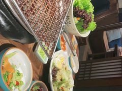 -明洞阿姨·韩式酱蟹烤肉·创意料理(三元桥店)