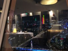 -广州塔卢特斯法国旋转餐厅