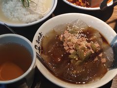 -肖四女乐山跷脚牛肉(南汇大学城生活广场店)