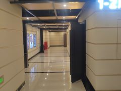 -鸿通城购物中心