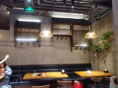 -炉小二铜锅牛蛙•川湘菜(三里屯店)