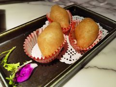 钟家咸水角-钟菜·粤菜点心·宴请(海上世界·汇港二期店)