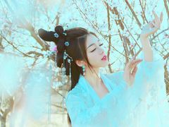 -九月鹰飞汉服摄影工作室
