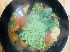 -秦之味·岐山臊子面·陕西凉皮·腊汁肉夹馍(国权北路店)