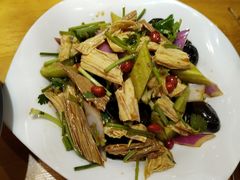 -肘子酥·天津捞面(德云社店)