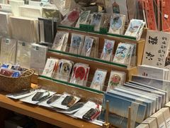-新华书店(永安路店)