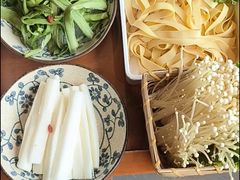 -老员外骨汤火锅(海州古城店)