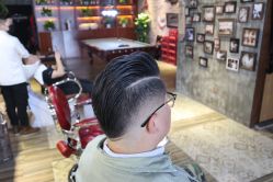 -BARBERKING男士理发馆barber shop