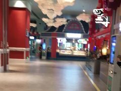 -美食小镇·观赏珍稀鸟类·长隆熊猫酒店