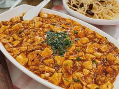 -洪霞餐馆·川菜·鲜货现炒(两江春城店)
