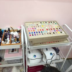 -蜜丝卡伦美甲美睫半永久