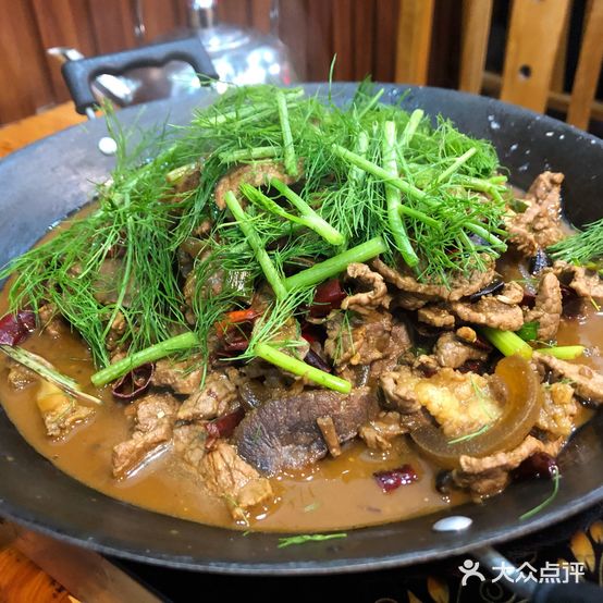 鱿鱼炖土鸡(中博店)