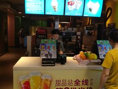 -麦当劳(中山公园龙之梦店)