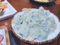 -东来菜馆•手抓海鲜家常菜•海鲜锅贴(鸽子窝店)