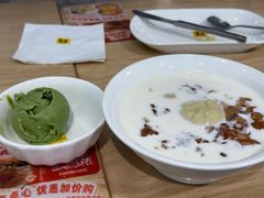 -满记甜品(优客百盛店)
