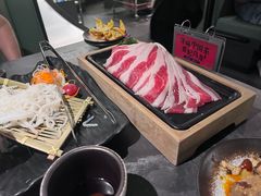 -湊湊火锅·茶憩(杭州湖滨银泰in77店)