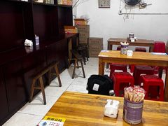 大堂-东门口烧饼