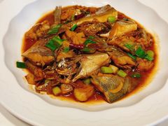 红烧杂鱼拼-海味世家·家常菜馆(明州里店)