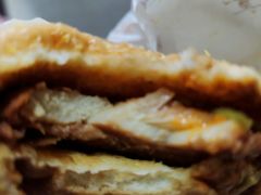 -麦当劳(红旗路店)