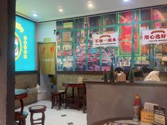 -广信牛奶甜品世家(台东店)