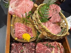 -山川小町·极番烧肉(新地假日广场店)