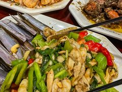 -岛中岛·海鲜大排档·万宁老字号(东澳店)