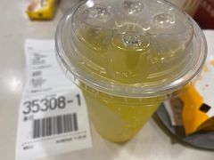 -麦当劳(轻轨曹杨路店)
