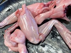 -爱伲PLUS·牛肉海鲜自助火锅(融创店)