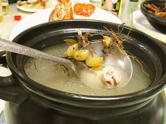 -鑫悦楼煎蟹·16年海鲜大排档
