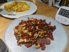 -一朵菌·野生菌探索家火锅(南亚店)