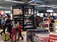 -日上免税店(三径路t3店)