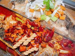酱香烤鱼-探鱼·鲜青椒爽麻烤鱼(银泰城店)