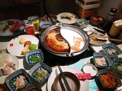 和牛上脑-温禾牛·和牛寿喜烧自助火锅(恒基名人店)