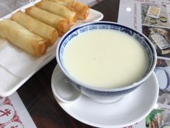 -周大娘牛乳(旧寨古村总店)