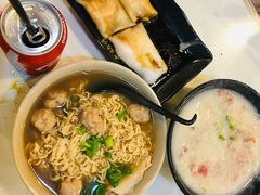 -大师傅粥品(埃华街)