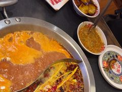 -沸炉重庆老火锅(军事博物馆店)