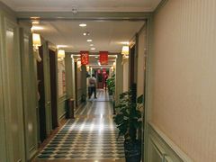 -海派美食·家宴海鲜青岛菜·石锅鲽鱼头(东方城店)