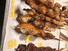 -威记烧嘢·南宁烧烤·超级生牛(绿地店)