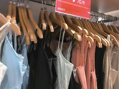 -优衣库(上海虹口龙之梦店)