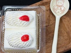 -红宝石·鲜奶小方·海派西点房(南丹店)